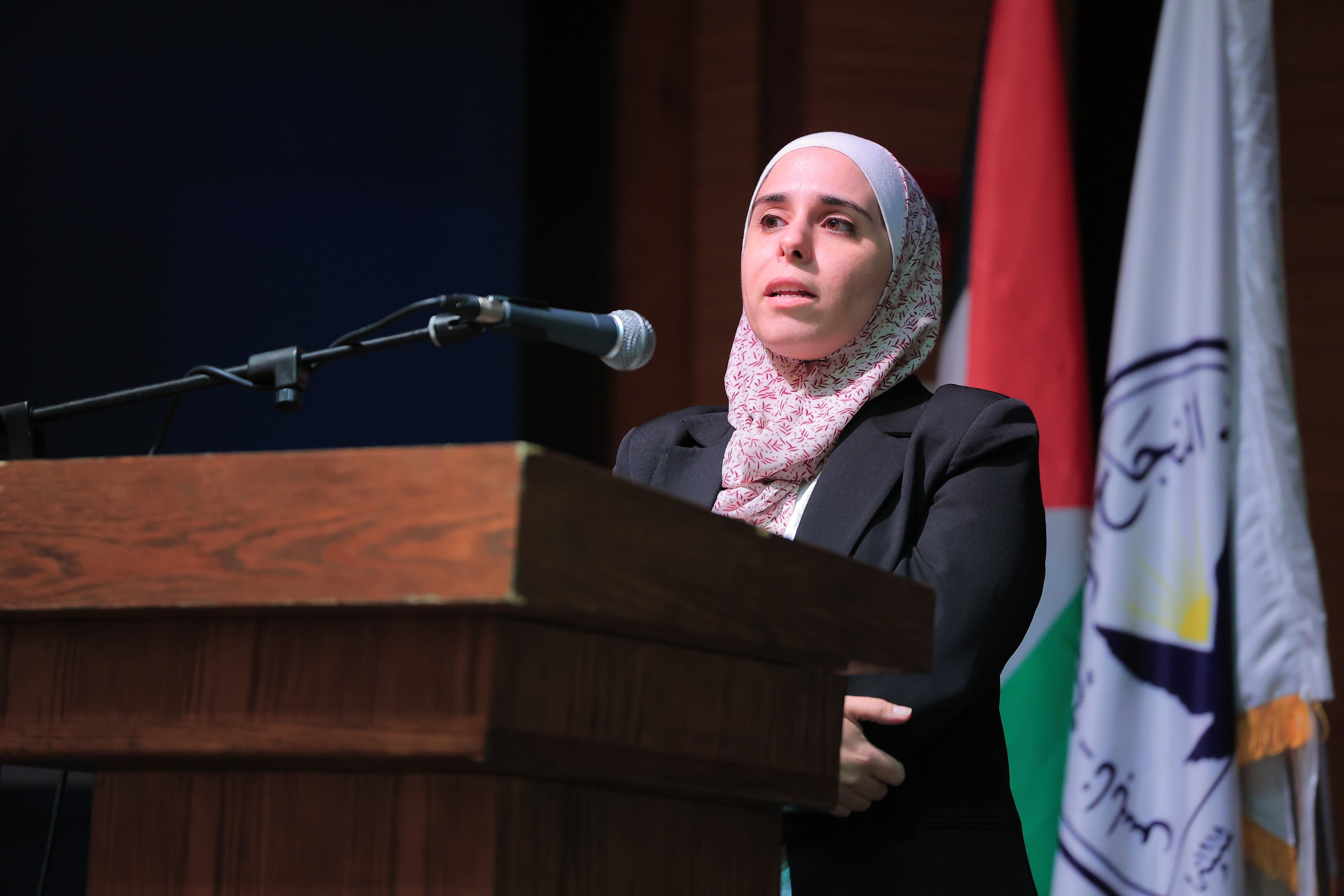 عمادة شؤون الطلبة وكلية تكنولوجيا المعلومات والذكاء الاصطناعي في جامعة النجاح الوطنية تنظمان لقاءً إرشادياً للطلبة الجدد