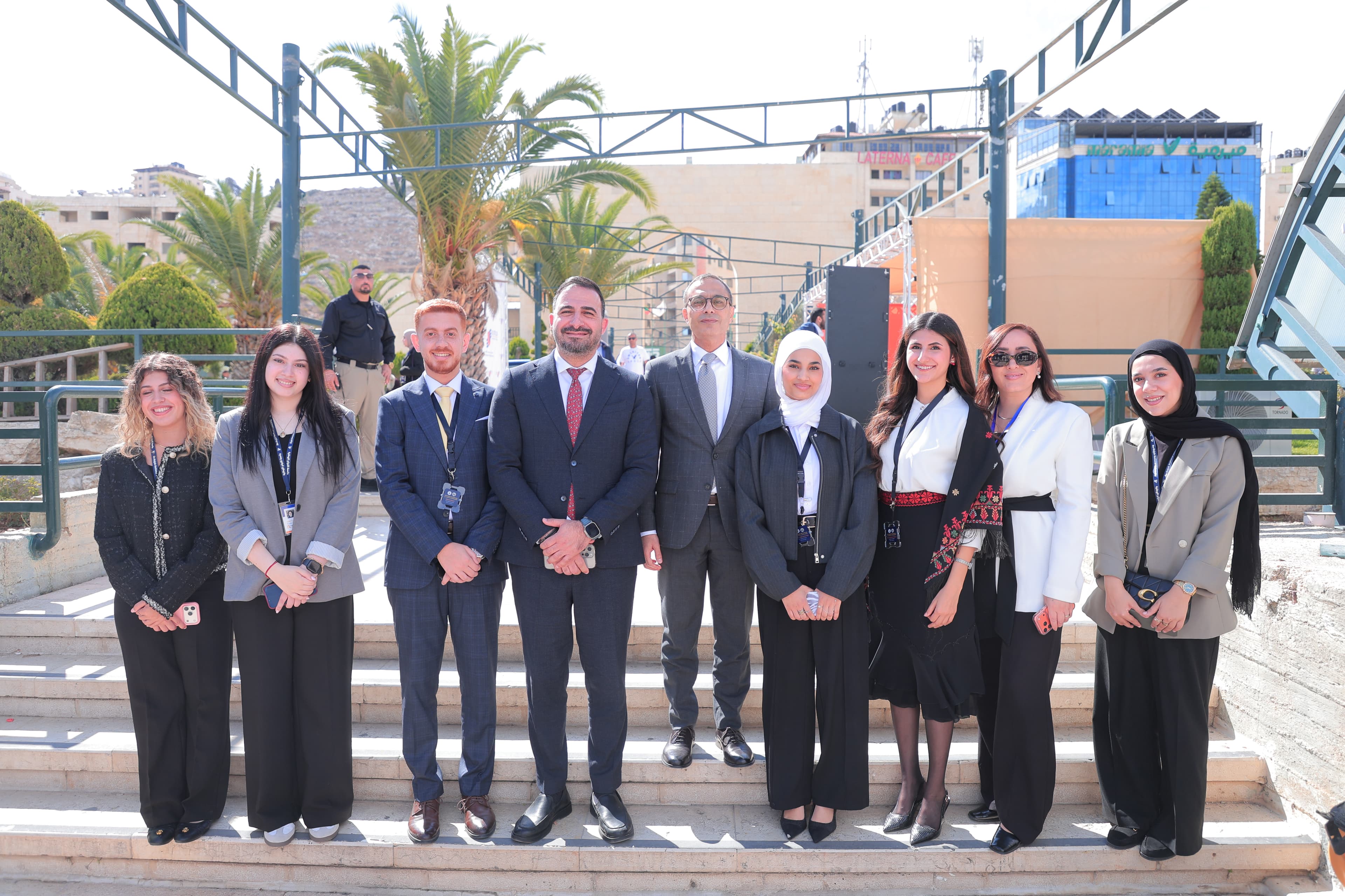 جامعة النجاح الوطنية تختتم مؤتمرها الدولي لتقويم الأسنان والفكين وتجميل الوجه اللاجراحي بمشاركة نحو 400 طبيب